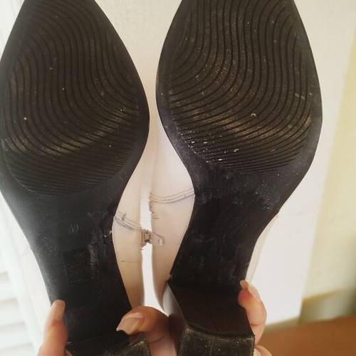 White ankle boots used, 9cm heel, size 39
