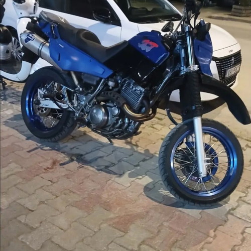Yamaha XT 600E Super Motard motorcycle used, 600 cc, 1997, blue