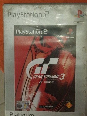 Gran Turismo 3 PS2 like new