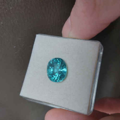 Tourmaline new, sea blue, 7.8 ct, oval cut from Afghanistan
