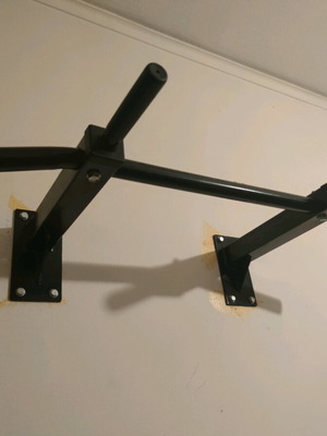 Μονόζυγο τοίχου μεταχειρισμένο σε άριστη κατάσταση