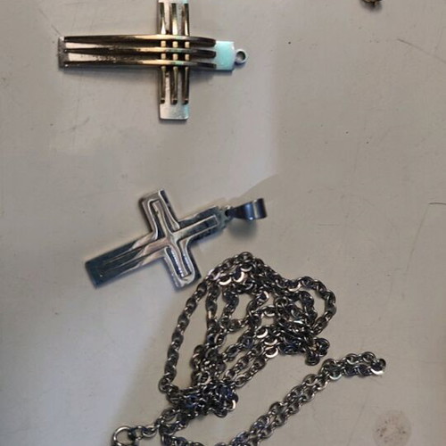 Crosses with chains pack of 2 like new, white gold and silver