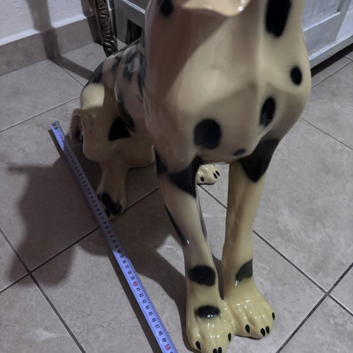 Porcelain dog like new