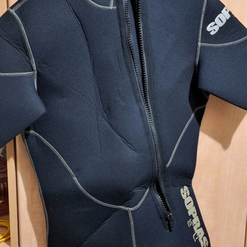 Sopras Sub short-sleeve wetsuit size 5 like new