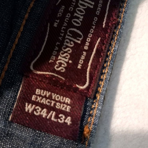 MARLBORO CLASSICS Men's Jean, regular fit, excellent look.
