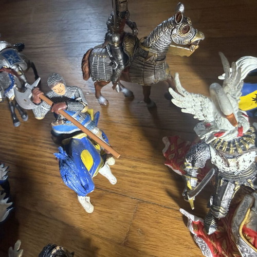 Papo medieval figures and Schleich pack of 21 used