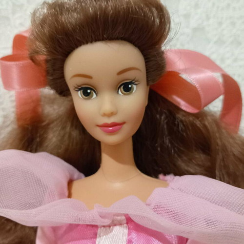Vintage Belle doll in pink dress Mattel 1992 like new