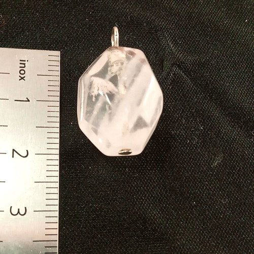 Rose quartz pendant new semi-precious stone 2x1.5 cm
