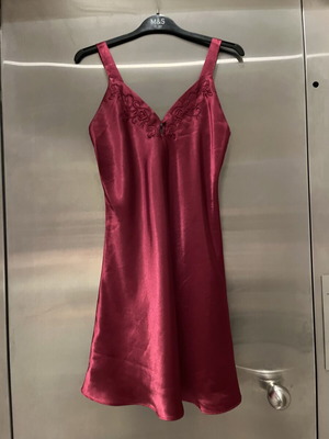Νυχτικό Debenhams υφή σατέν σαν καινούργιο, κόκκινο, μέγεθος S