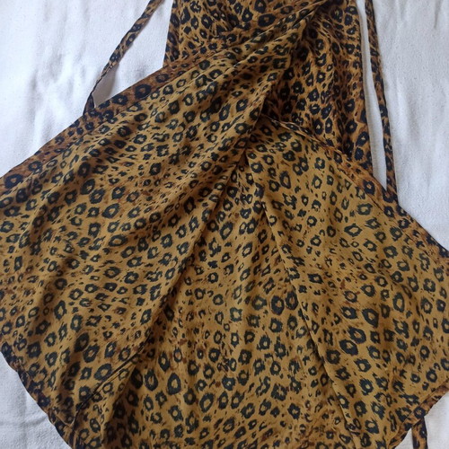 Long animal print wrap skirt new, size M, 100% viscose
