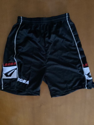 Σορτσάκι για τρέξιμο Legea μέγεθος S καινούργιο