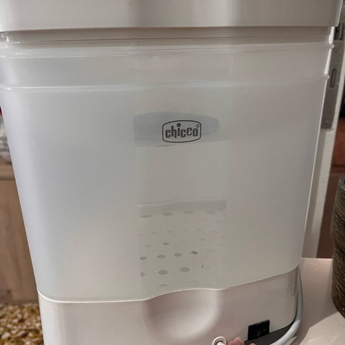 Chicco Bottle Sterilizer like new