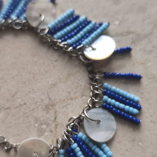 Boho anklet with blue beads and shells like new