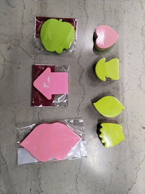 Sticky notes new, 3 large designs 50 sheets, 4 small 150 sheets