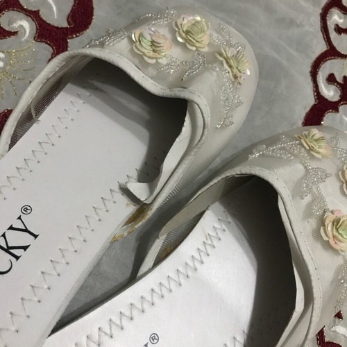 Slippers size 36 in excellent condition