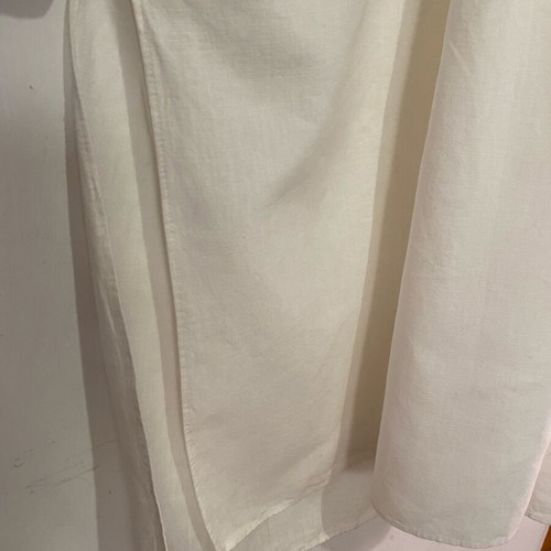 Zara white kimono like new, long with wooden buttons