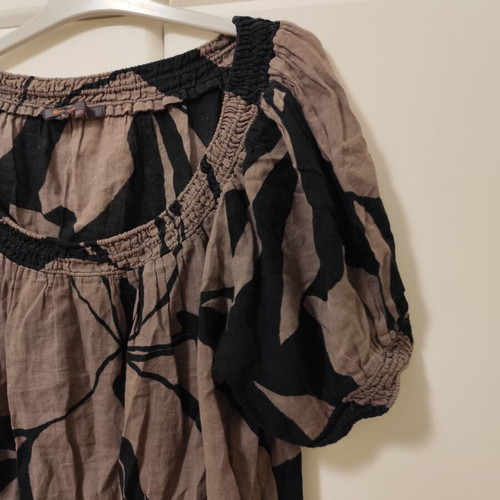 Badila blouse small like new