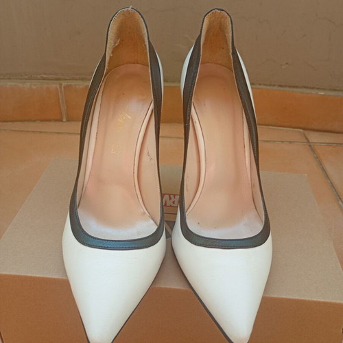 Lavirazione Artiziana two-tone women's pumps used, black and white, size 37