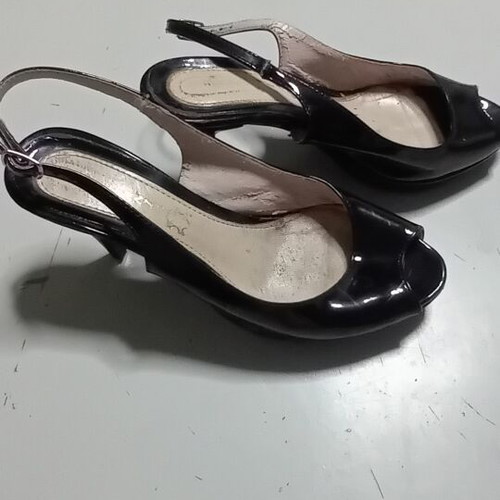 Peep-toe slingback women's shoes black patent leather used