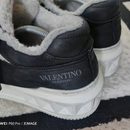Valentino sport shoes used, size 38, rare model