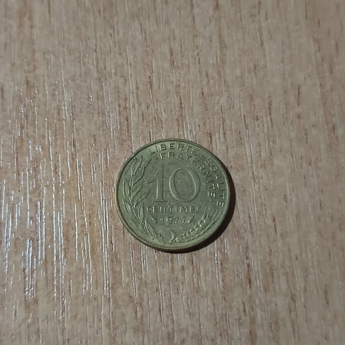 Collectible 10 Centimes coin France 1977 used