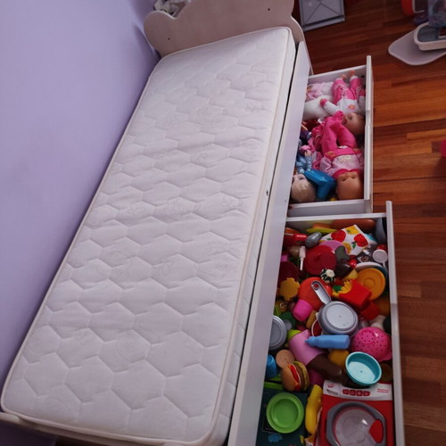 Multifunctional wooden crib bed used with mattress and changing table