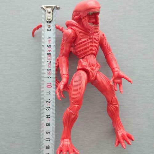 Modern Xenomorph Alien Red action figure used