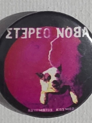 Stereo Nova No1 pin badge