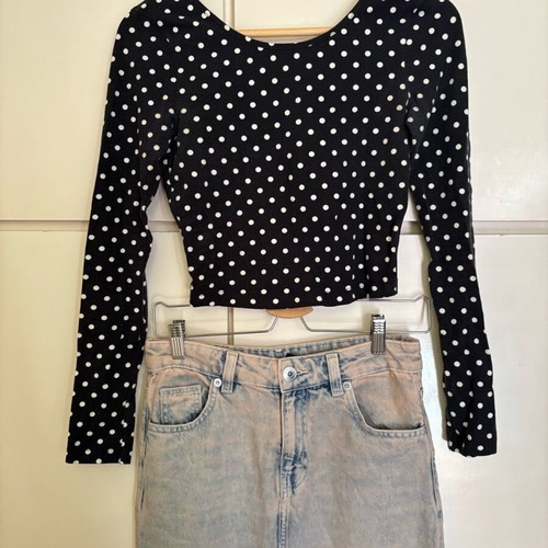 Pink Woman Cropped blouse with open back and polka dots, size Small, used