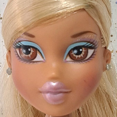Bratz Ice Champions Vinessa doll used with flaws