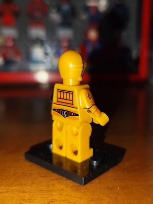 Φιγούρα Bounty Hunter C-3PO σαν καινούργιο με βάση στήριξης