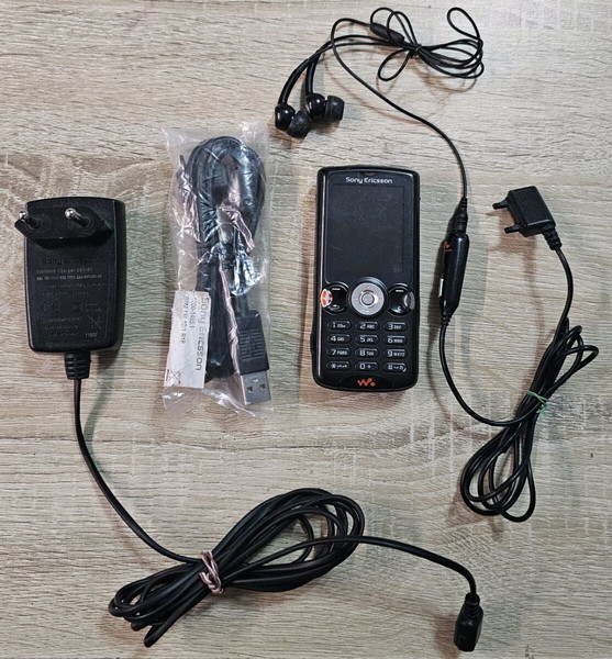 Sony Ericson Walman W810i