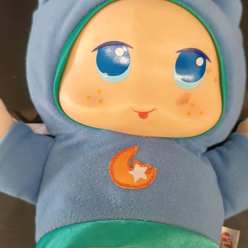 Musical children's doll like new with light and washable mechanism