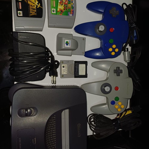 Nintendo 64 console with 2 games, 2 controllers and new video cable