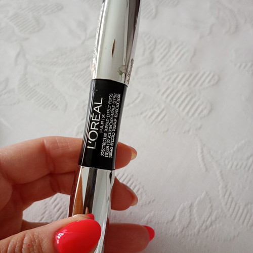 Loreal mascara with 2 sides new