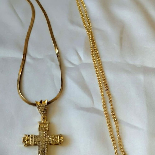 Impressive iced out style cross with zircon and two gold chains new