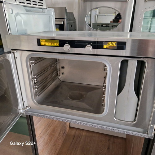 Miele DG2661 Built-in Steam Oven like new