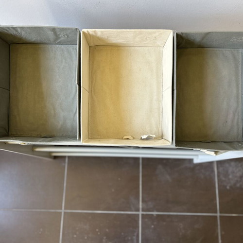 Children's storage furniture