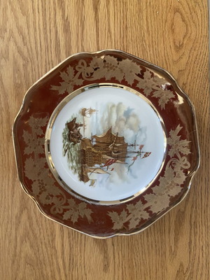 Limoges Royale France decorative plate 22K gold, like new, 26cm