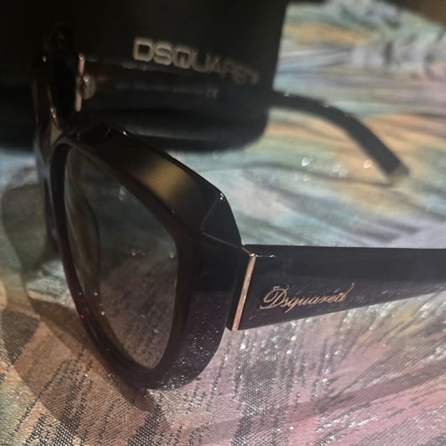 Dsquared2 sunglasses with original case and cleaning cloth