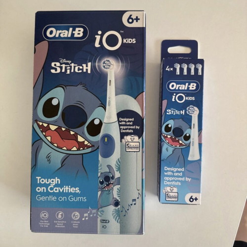 Oral-B iO Series 2 Kids electric toothbrush new with replacements