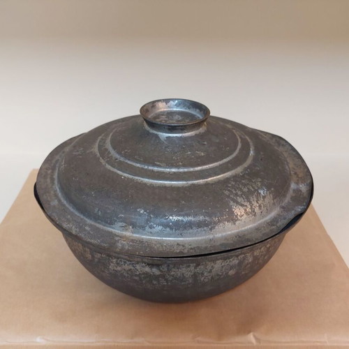 ANTIQUE COPPER POT ENGRAVED WITH THE YEAR 1956 COLLECTIBLE!