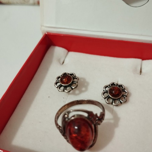 Vintage 925 Silver Jewelry Set with Amber Ring and Earrings like new