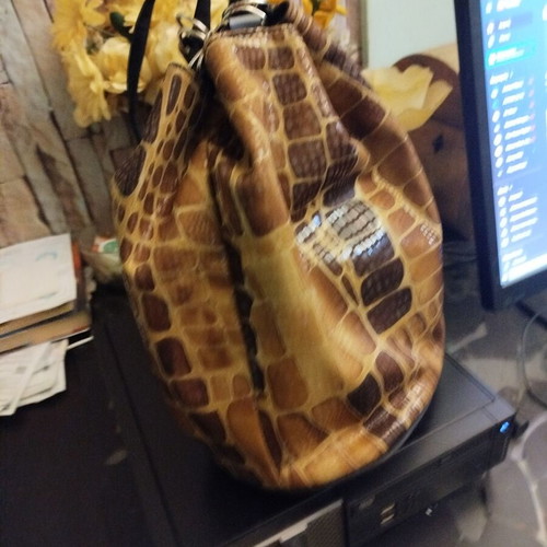 Bag pouch with crocodile effect like new brown handbag