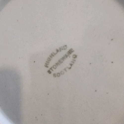 Stoneware Scotland hand-painted ceramic plate like new