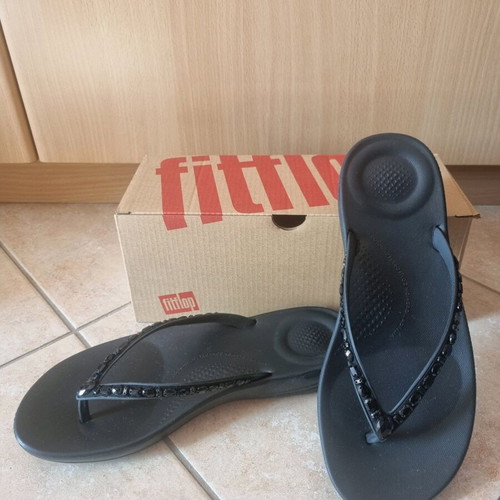 Fitflop iQushion Multi-Crystal Ergonomic Flip-Flops size 37, new, black