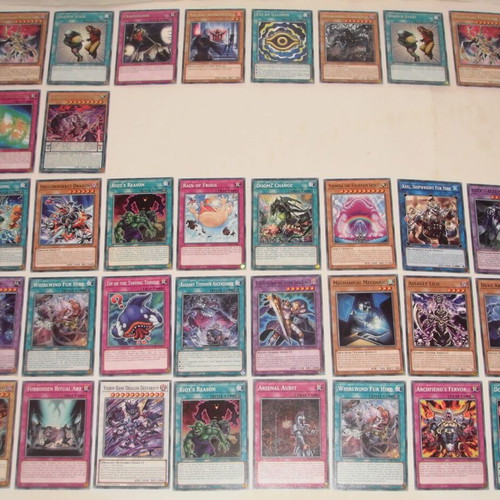 Yugioh card pack 142 authentic cards, 83 Ultra Rare, 26 Rare, 33 Commons