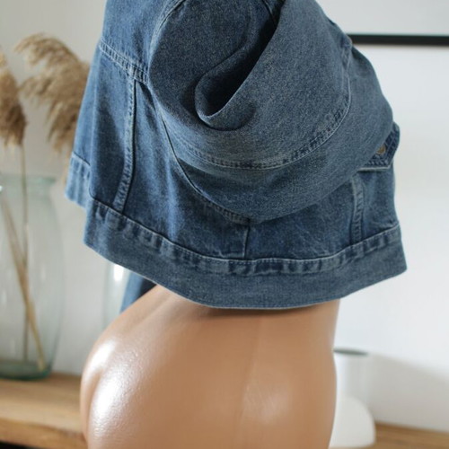 Fashion Nova cropped denim jacket like new, size S, blue
