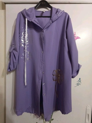 Purple Lilac Jacket new with hood and gold flowers oversize