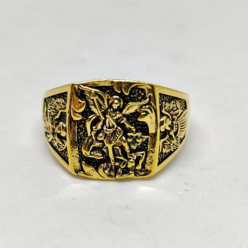 Men's Archangel Michael Ring like new, gold plated metal, size 12